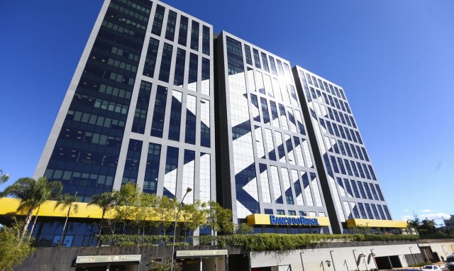 Banco do Brasil propõe desdobramento de ações em 100%; entenda