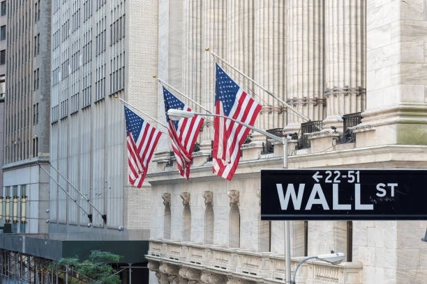 Wall Street recua após dados de emprego fracos nos EUA