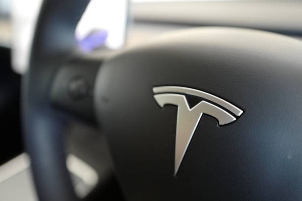 Tesla recebe autorização para vender tecnologia de direção autônoma na Bélgica