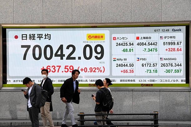 Dólar dispara após Fed endurecer discurso e reacende alerta sobre o iene